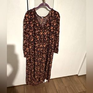 Maxi fall dress from old navy size 4x.